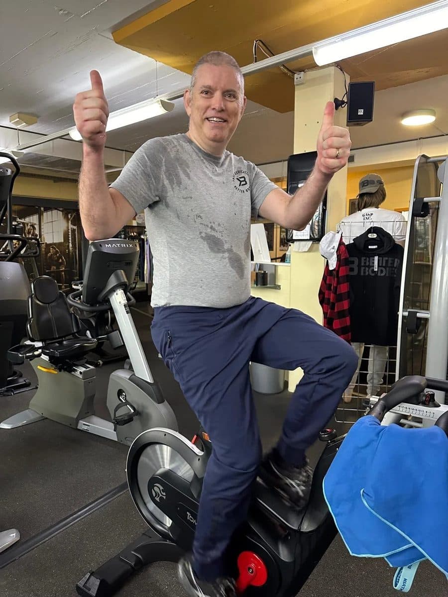 Mitglied auf dem Ergometer im CityGym Aarau